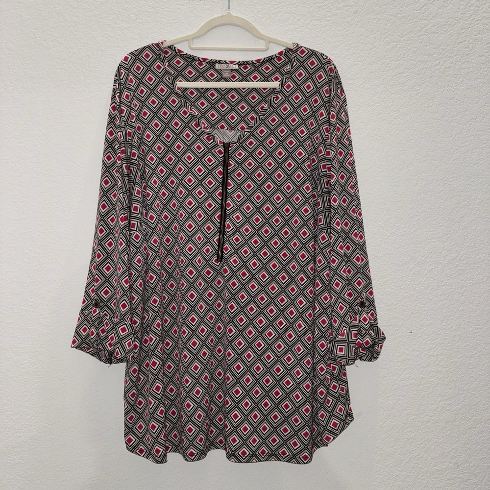 Roz & Ali Womens Plus 3X Geometric Print Tunic Top Stretch Roll Tab Sleeve Zipup